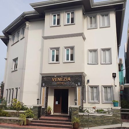 Venezia Suites Hotel Iloilo Luaran gambar