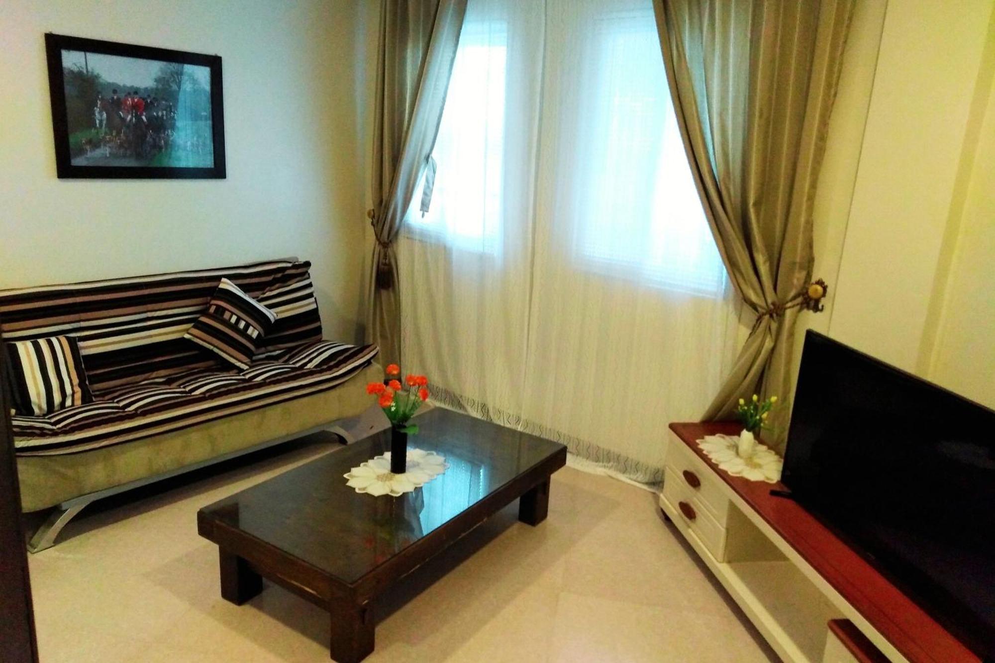 Venezia Suites Hotel Iloilo Bilik gambar