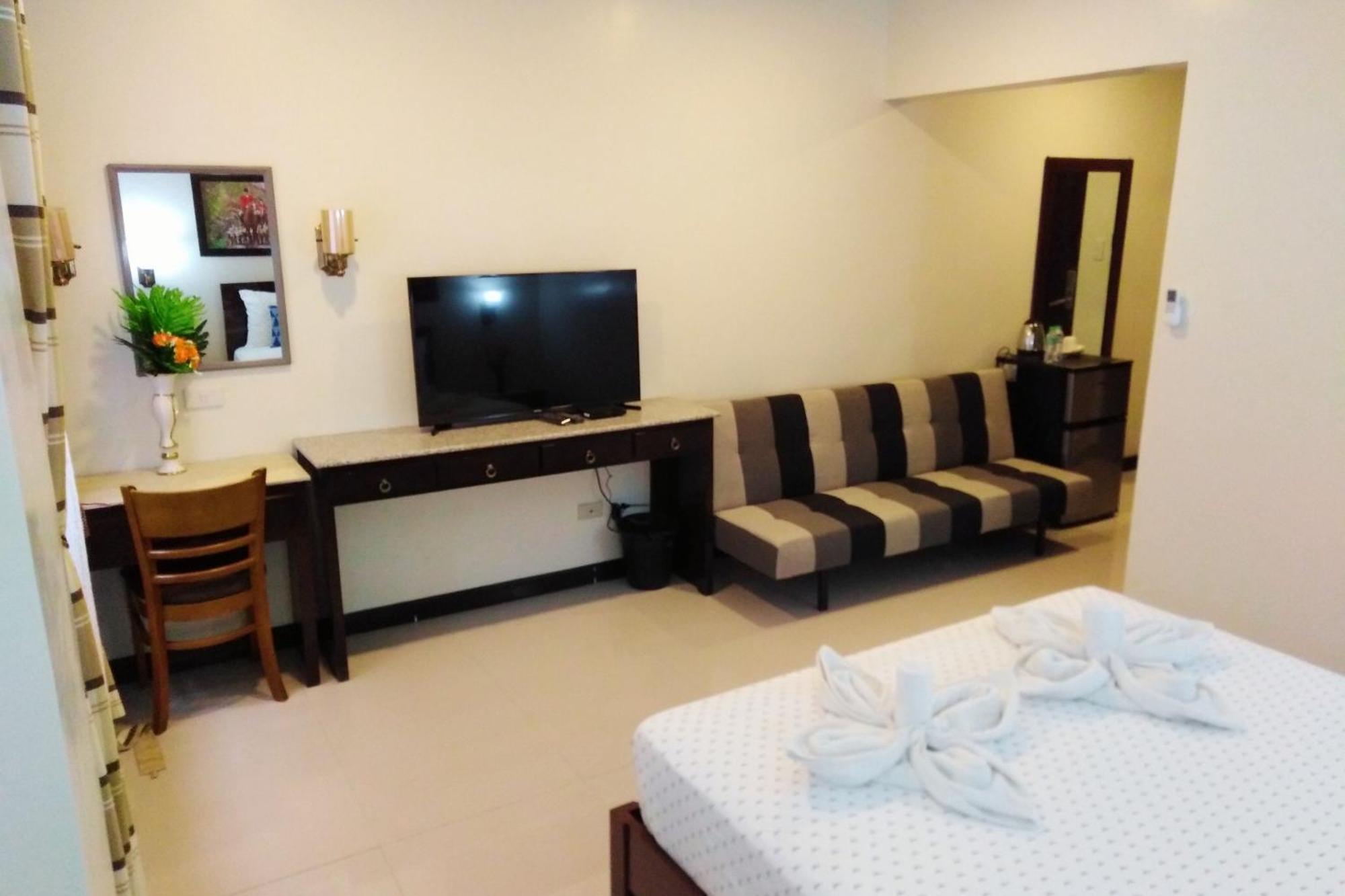 Venezia Suites Hotel Iloilo Bilik gambar