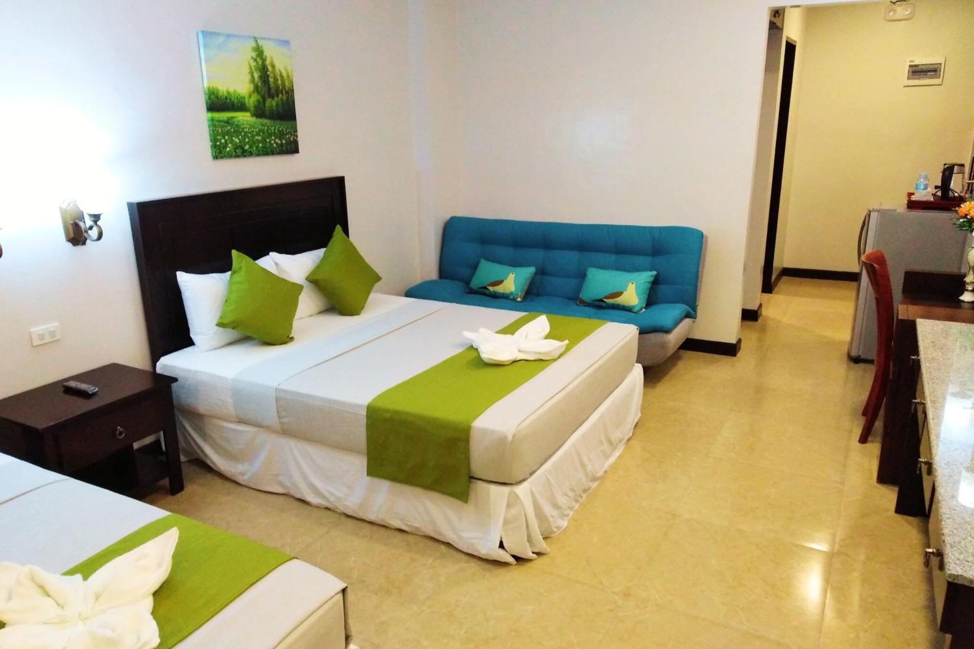 Venezia Suites Hotel Iloilo Bilik gambar