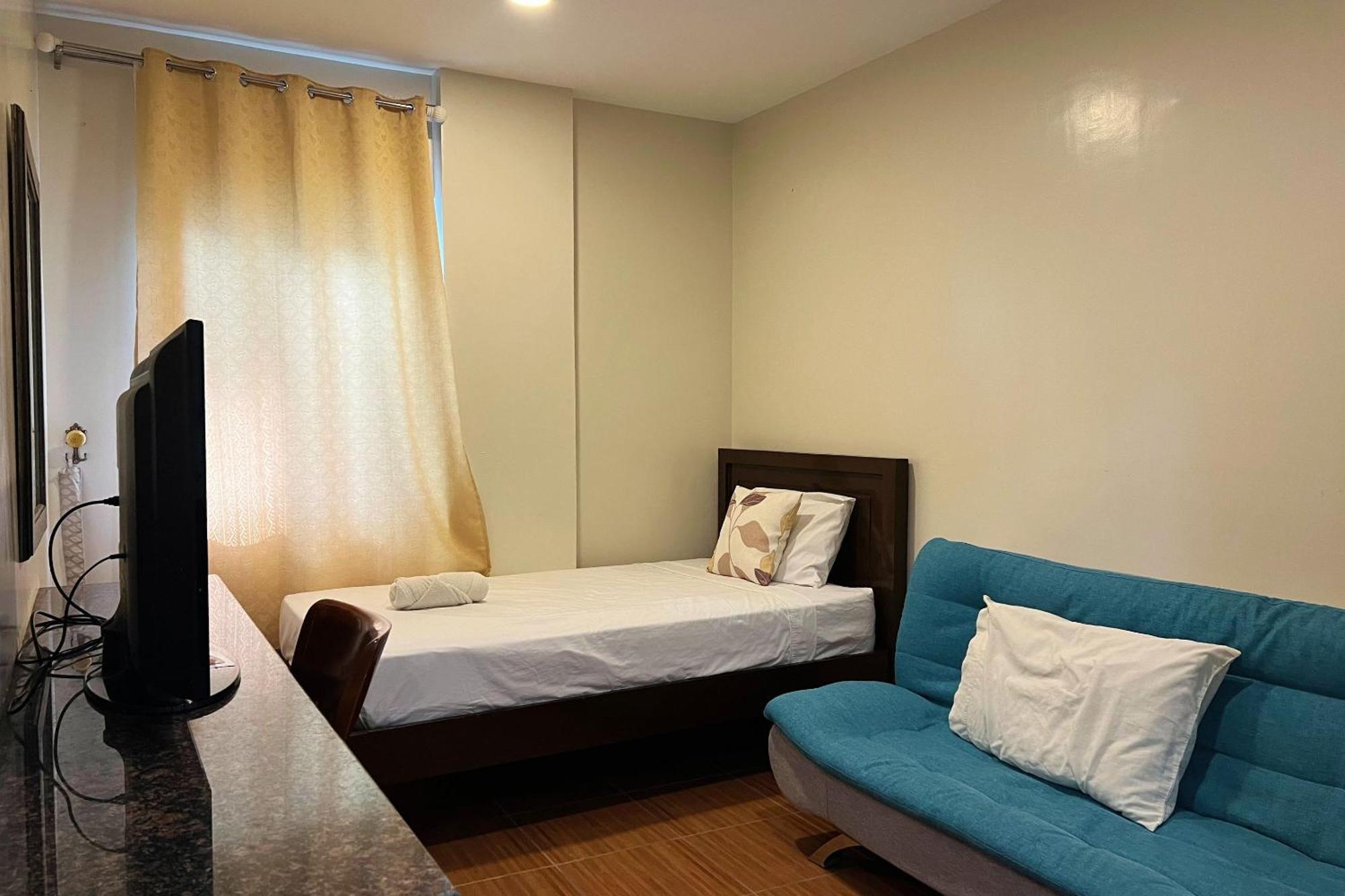 Venezia Suites Hotel Iloilo Bilik gambar