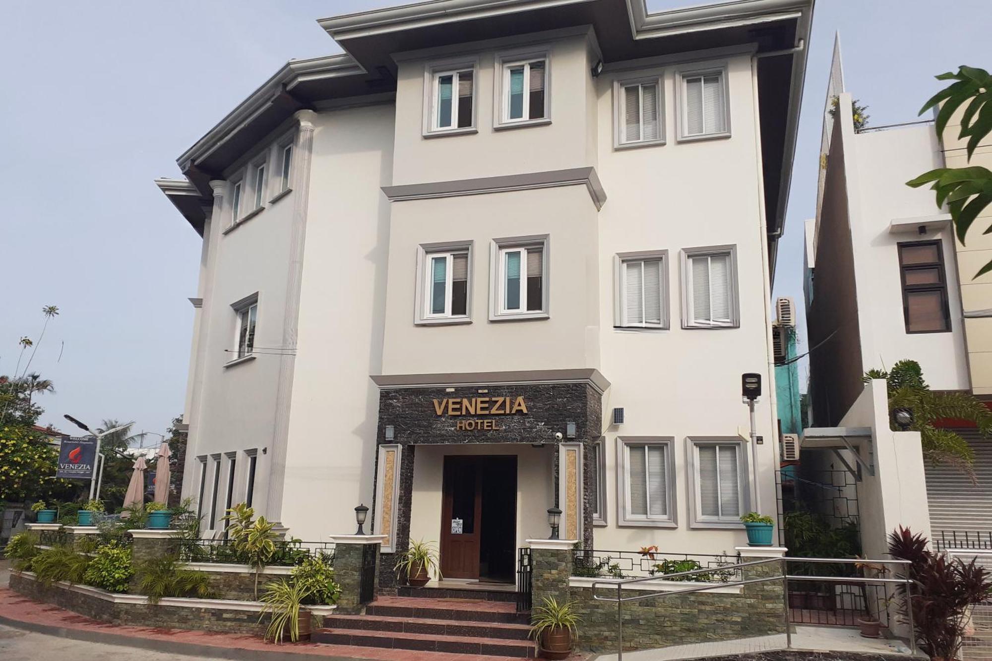 Venezia Suites Hotel Iloilo Luaran gambar