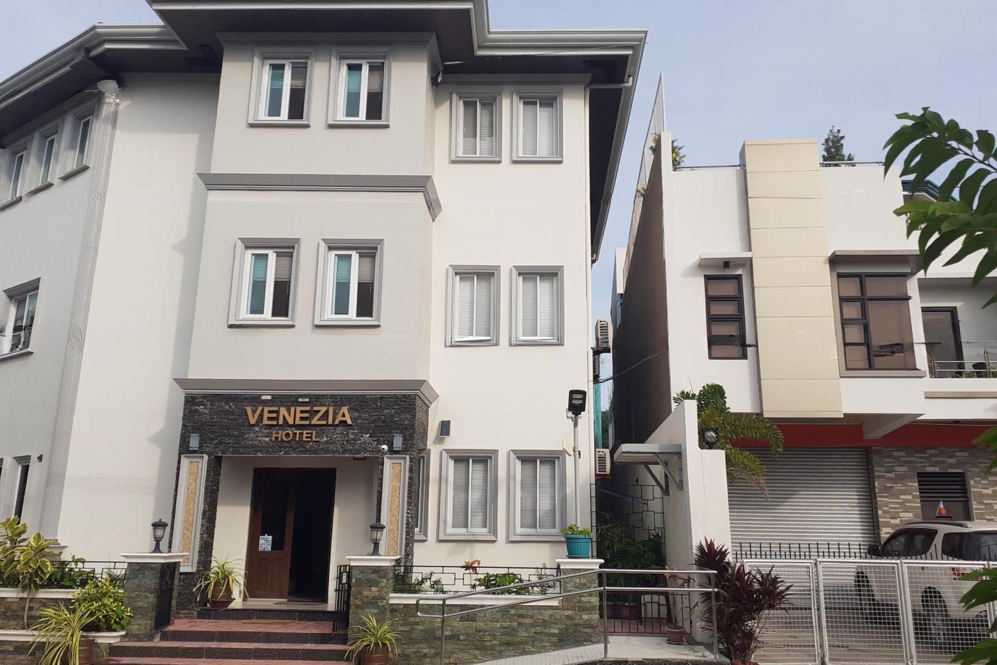 Venezia Suites Hotel Iloilo Luaran gambar