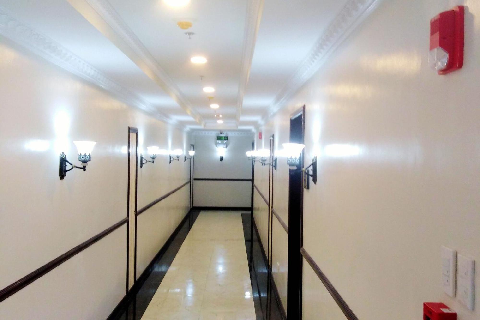 Venezia Suites Hotel Iloilo Luaran gambar