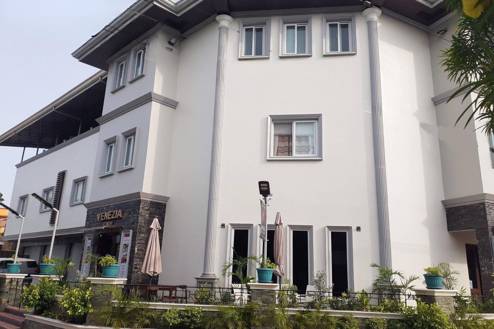 Venezia Suites Hotel Iloilo Luaran gambar