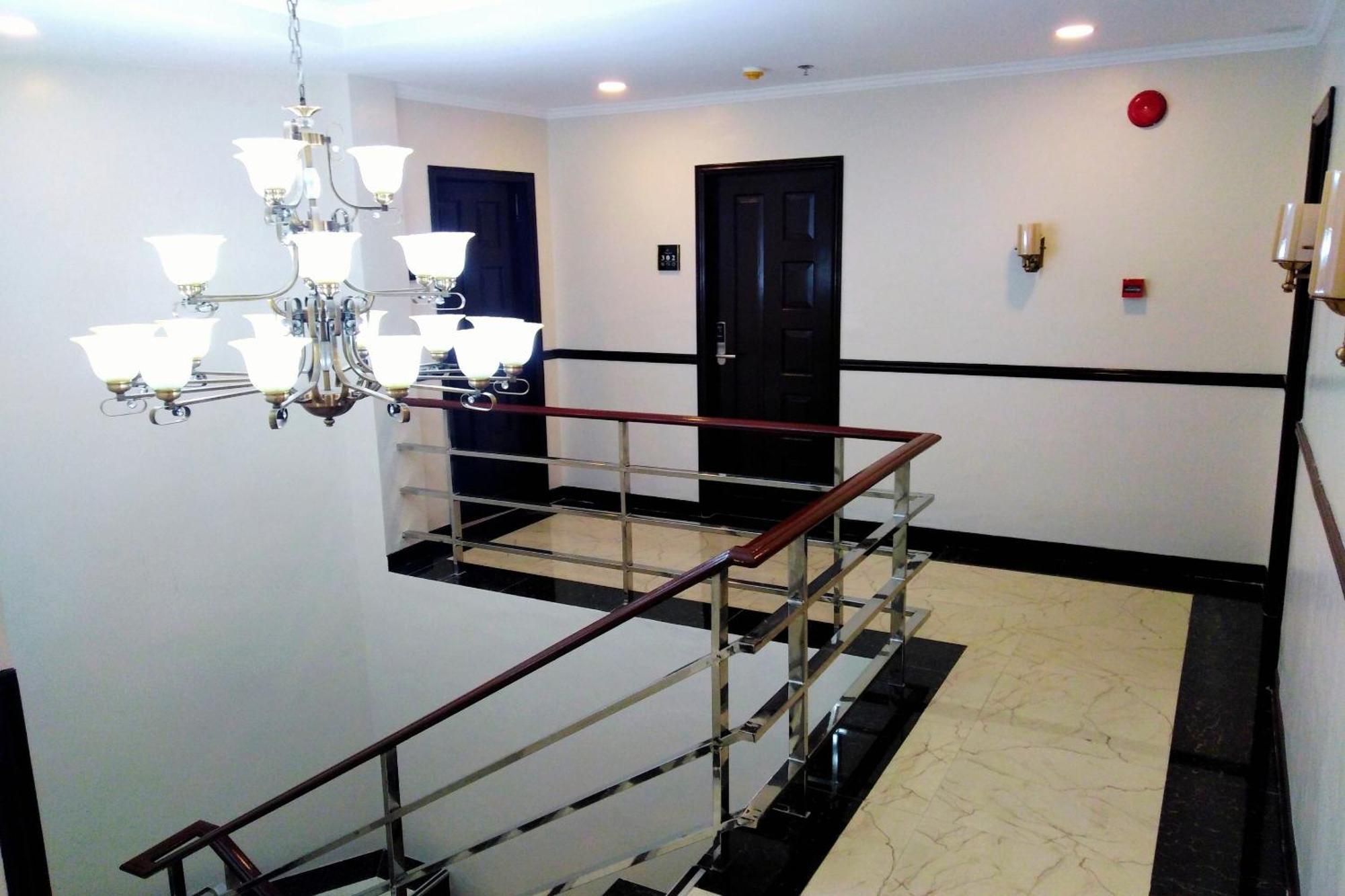 Venezia Suites Hotel Iloilo Luaran gambar